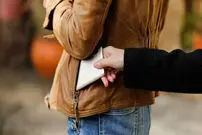 با این تنظیمات اندروید، سارقان نمی‌توانند به گوشی‌تان دسترسی پیدا کنند