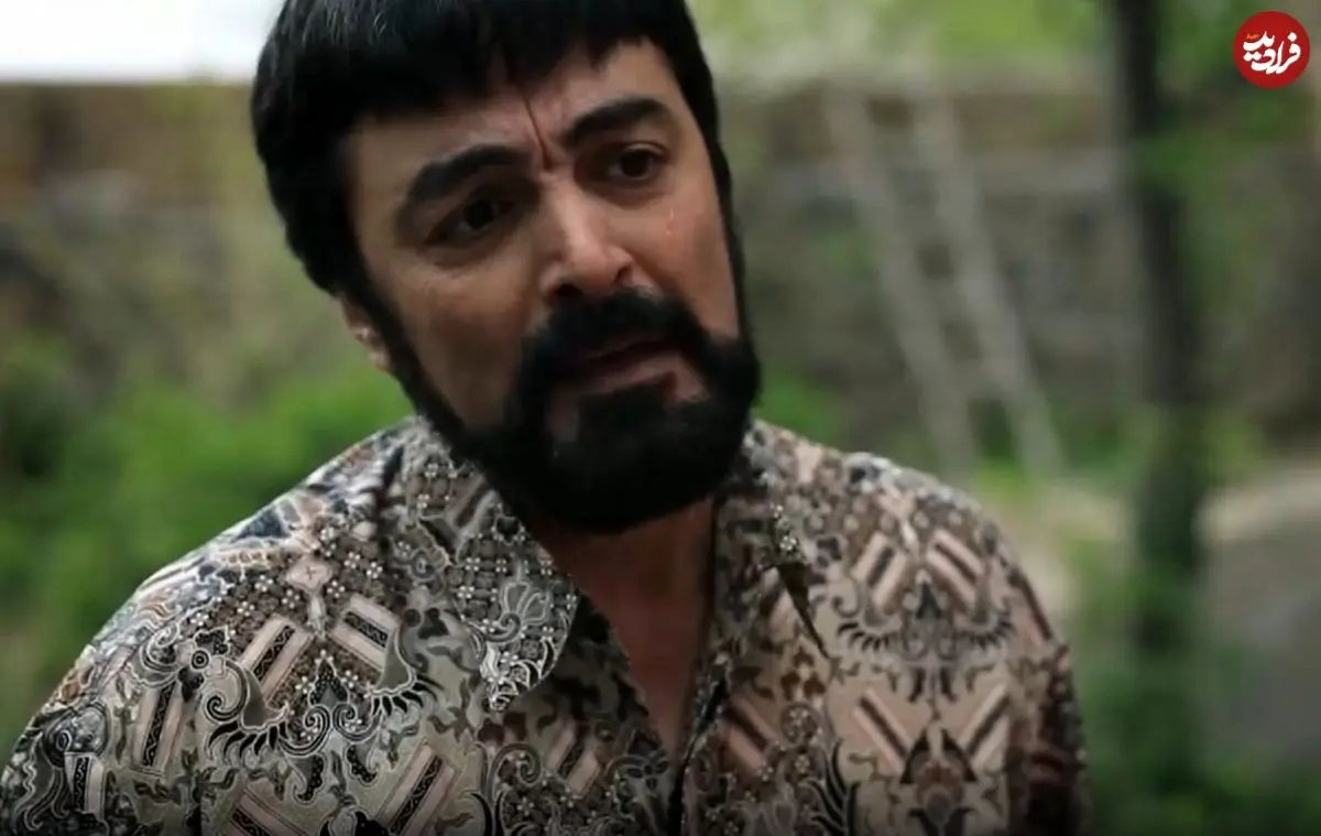 عکس| سفر در زمان؛ «کبیر جوان» سریال آنام در کنار دو پسرش؛ سال 99