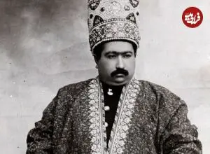 عکس| سفر زمان؛ احمدشاه و برادران اش در مراسم تشییع جنازه محمدعلی شاه در ایتالیا