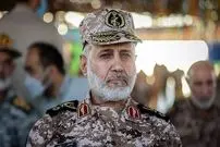 عکس؛ سفر به تاریخ؛ «سردار رشید» در کنار «محسن رضایی و صیاد شیرازی» در اتاق عملیات در دوران جنگ