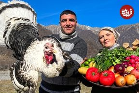 ببینید؛ غذای روستایی در آذربایجان؛ تهیه کباب بوقلمون در کوهستان