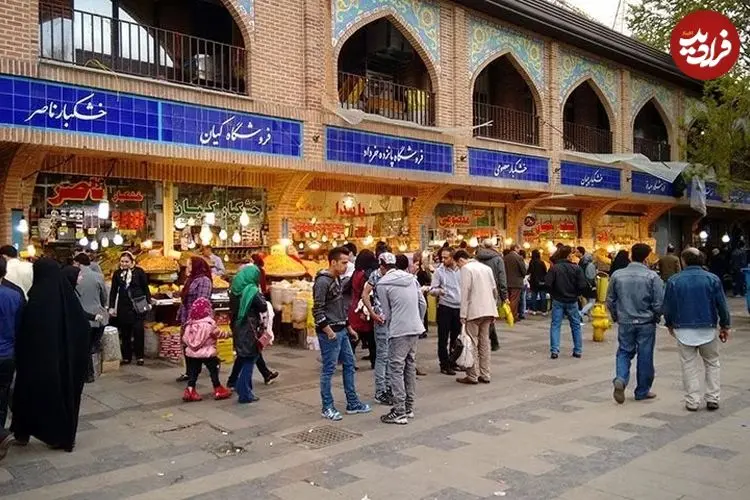 عکس| سفر به ایران قدیم؛ خیابانی در محدوده «بازار تهران» در دوران مظفرالدین شاه