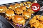 ببینید؛ غذای خیابانی در کره؛ پخت برگر مرغ و چیز برگر در سئول