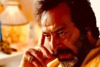 عکس| سفر زمان؛ «محمود کاکاوند، گلزار و ایرج قادری» در پشت صحنه فیلم سام و نرگس؛ سال 79