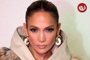 عکس| سفر در زمان؛ جنیفر لوپزِ 23 ساله در حال ژست گرفتن برای عکاس در لس‌آنجلس؛ سال 1370