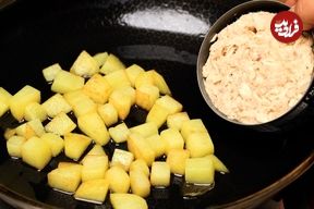 ببینید؛ طرز تهیه یک غذای ساده و فوری با «یک سیب زمینی و یک کنسرو تن ماهی»