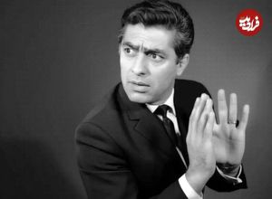 عکس| سفر در زمان؛ «فردین» و «تختی» در حال شنا کردن در دریا؛ دهه 30