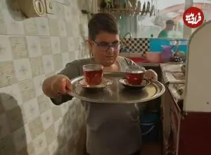 عکس| سفر زمان؛ «مطلب، دبیر فیزیک» سریال پایتخت 7 در 40 سالگی؛ سال 1404