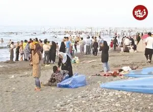 تصویر| سفر زمان؛ عکس یادگاری «5 زن ایرانی» در کنار ساحل دریای خزر؛ سال 1324