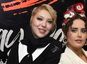 عکس| سفر زمان؛ ژست «صدف اسپهبدی» در یک نمایش تئاتر؛ سال 1402
