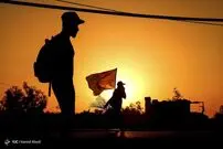 عکس قدیمی از مرجع تقلید مشهور در پیاده‌روی اربعین