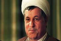 عکس؛ سفر در تاریخ؛ «محسن رضایی در کنار هاشمی رفسنجانی در روز ارتش»؛ سال 68