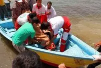 عکس/ کشف جسد در رودخانه کارون