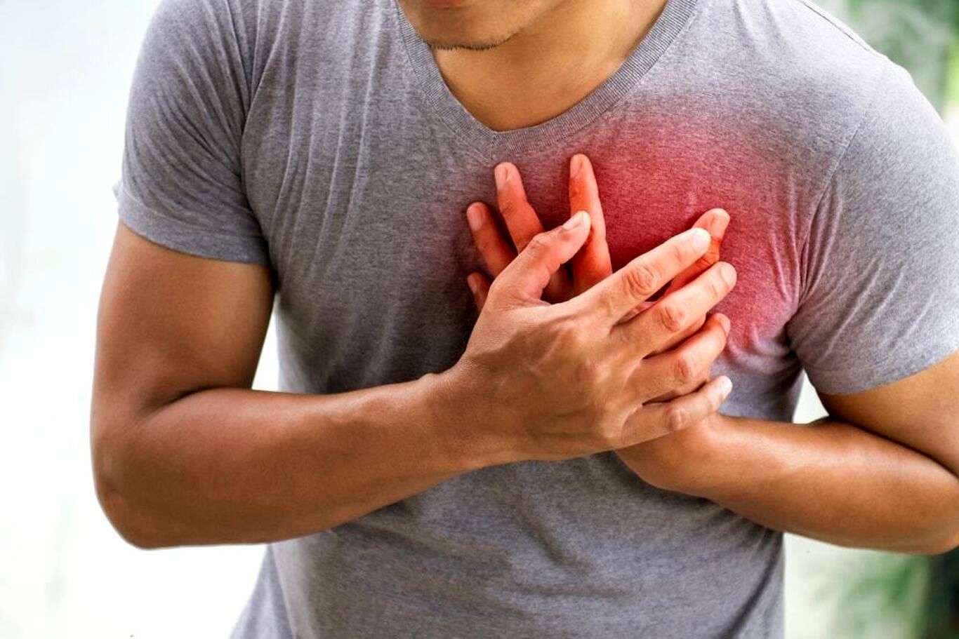 کدام درد قلب خطرناک است؟ راهکار و درمان آن