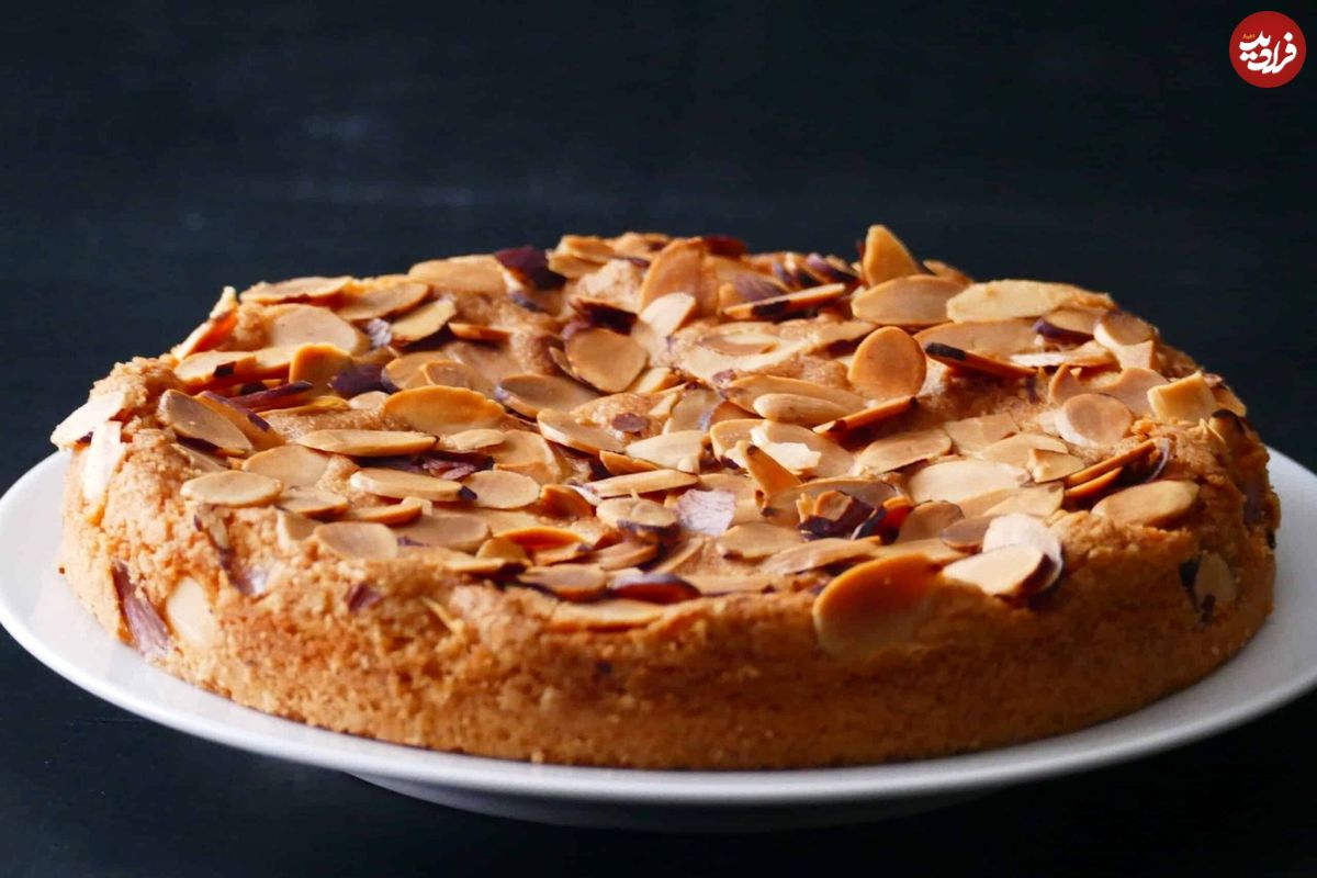 طرز تهیه کیک بادام و عسل بدون شکر