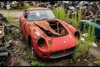 ببینید| مراحل بازسازی کامل یک فراری 250 جی تی افسانه ای که سال ها رها شده بود