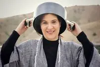 عکس| سفر زمان؛ «ریما رامین‌فر» و «نگار فروزنده» در پشت‌صحنه یک سریال؛ 21 سال قبل