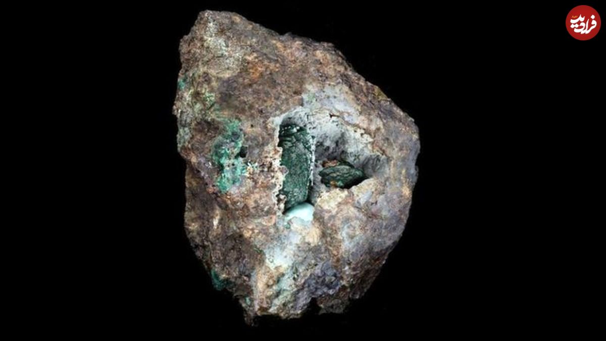 کشف ماده معدنی جدید در سنگ ۲۲۰ ساله