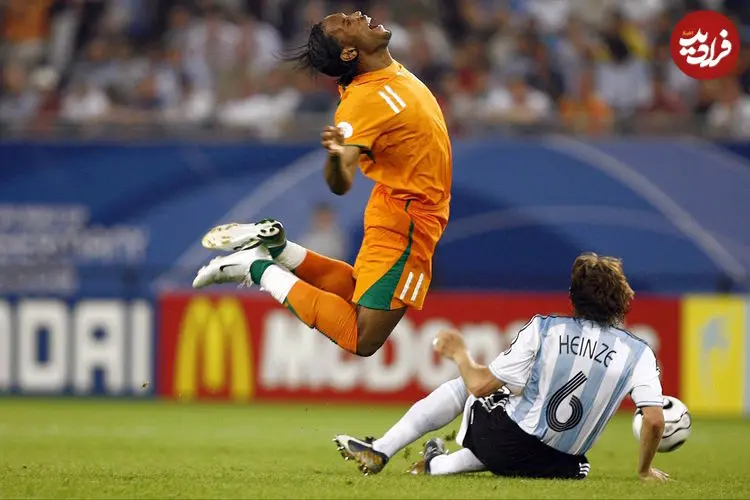 بازیکنانی که بیشترین تعداد کارت زرد را به خاطر تمارض کردن در زمین فوتبال گرفته‌اند