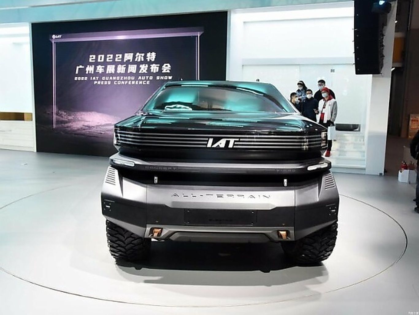 (تصاویر) تی-مد؛ عجیب‌ترین خودروی چینی!