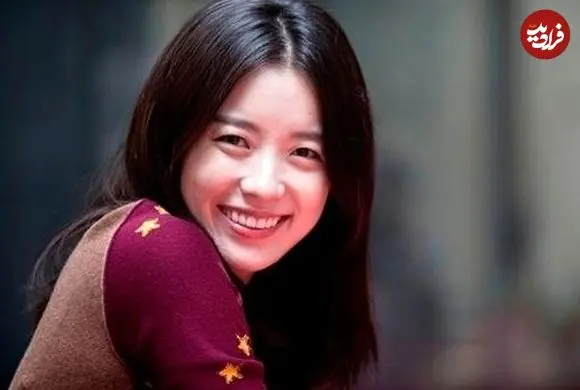 عکس| سفر زمان؛ چهرۀ بامزۀ «دونگ‌یی» در 4 سالگی در یک مزرعه