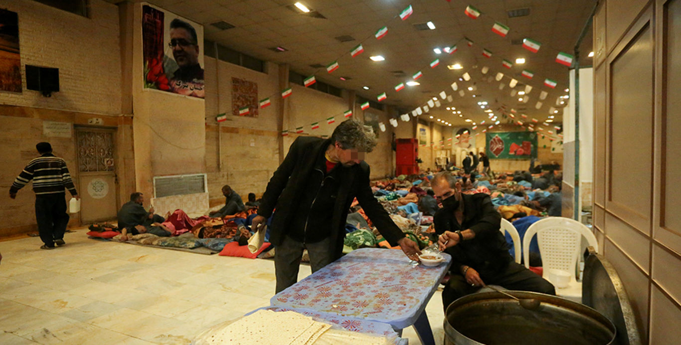 خدمات شهرداری تهران به بی‌خانمان‌ها در زمستان ۱۴۰۰