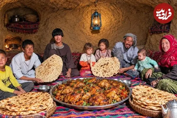 ببینید| غذای روستایی در افغانستان؛ کباب کردن مرغ کامل روی آتش و پخت نان
