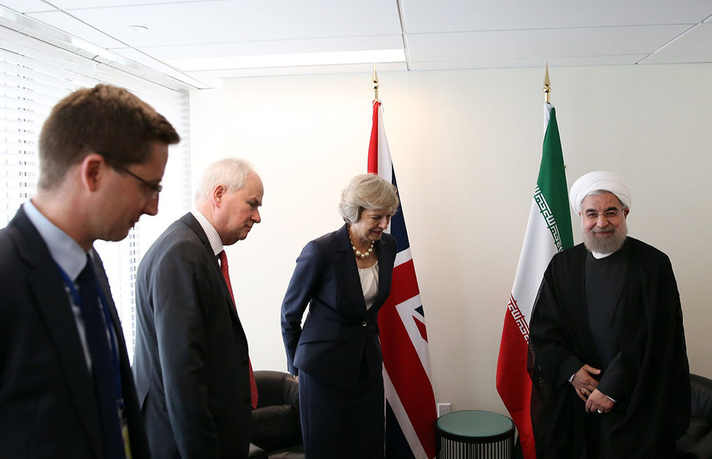 تصاویر/ دیدار روحانی با ترزا می نخست‌وزیر انگلیس