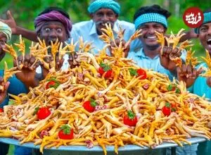 ببینید| غذای روستایی در هند؛ پخت خوراک کاری با 2500 عدد پای مرغ و پوره گوجه فرنگی