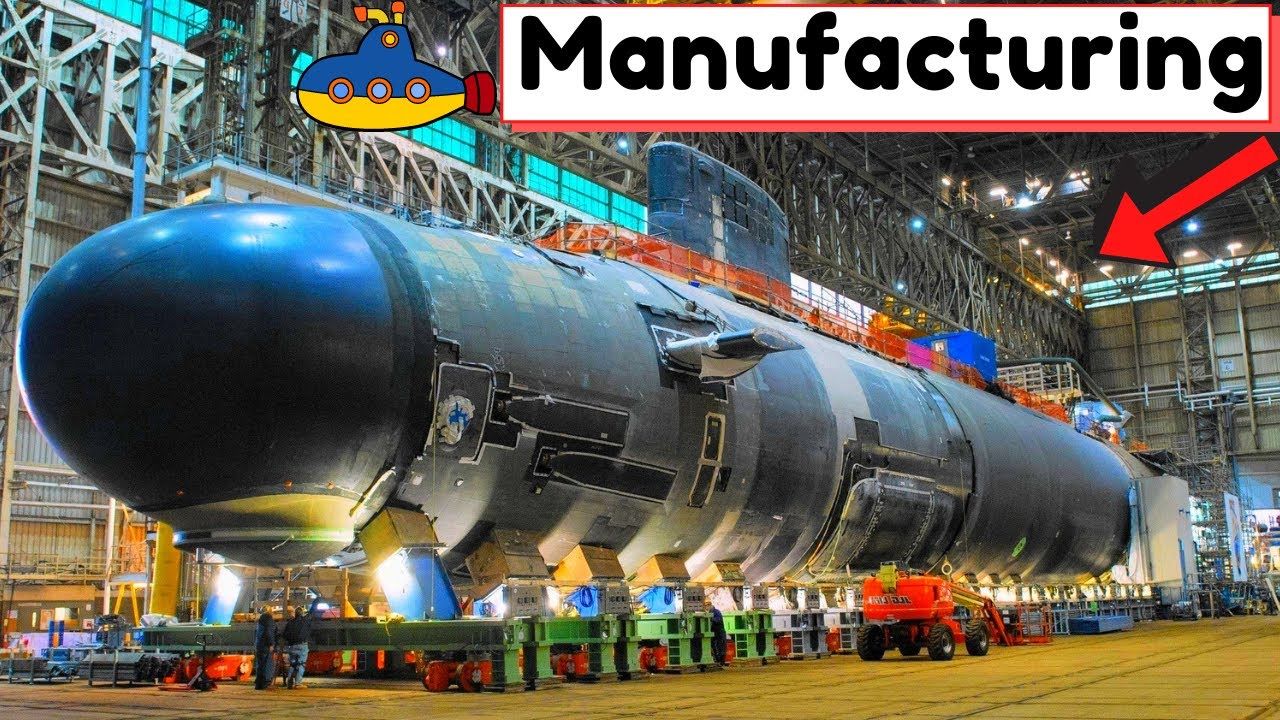 (ویدئو) زیردریایی های غول پیکر چگونه در کارخانه تولید می شوند؟