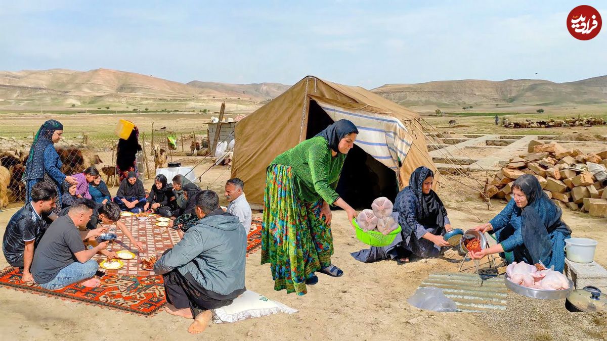 ببینید؛ غذای روستایی در ایران؛ پخت مرغ شکم پر با برنج توسط بانوی عشایر