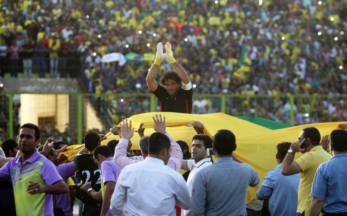 تصاویر/ جشن خیابانی آبادانی‌ها با پرچم برزیل