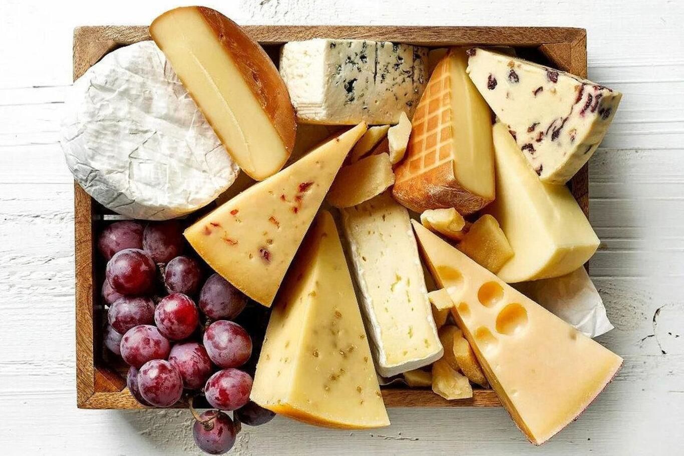 خوردن پنیر برای کدام بیماری‌ها مناسب نیست؟