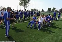 (تصاویر) بلایی که مورینو بر سر کارمندان چلسی آورد!