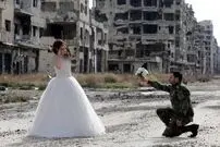 ازدواج عروس ۱۸ساله و داماد ۲۷ ساله در خرابه‌ها!