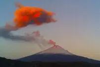 (ویدئو) فوران خاکستر به ارتفاع ۱۲ کیلومتر از آتشفشان شیولوچ در روسیه