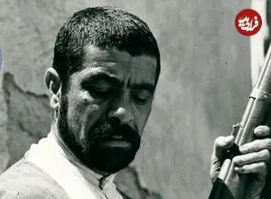 عکس| سفر زمان؛ «جمشید مشایخی» 41 ساله در کنار «بهروز وثوقی» در فیلم «ذبیح»؛ سال 54