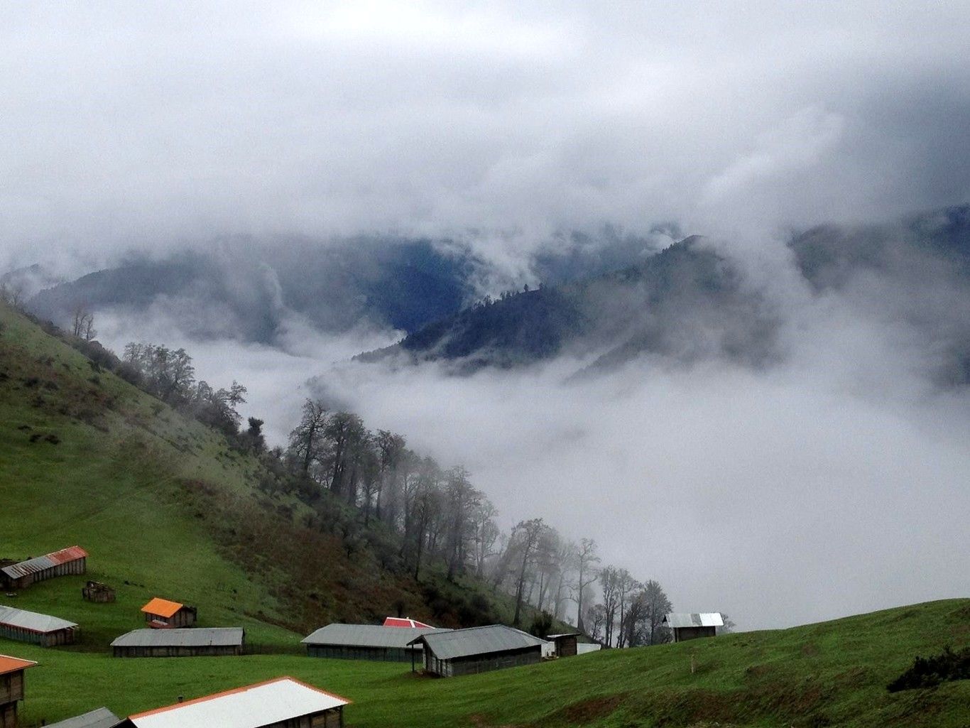 هواشناسی ایران، امروز ۱۴۰۱/۰۱/۱۶