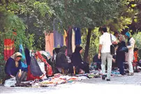 زندگی ٦‌هزار تهرانی بر مدار دستفروشی