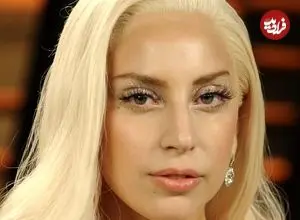 عکس| سفر در زمان؛ «لیدی گاگا» در 23 سالگی و در حال خروج از هتل در لندن؛ سال 1388