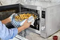 این ظروف را هرگز در مایکروویو قرار ندهید!