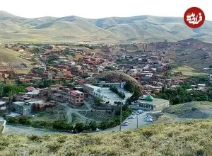عکس| سفر زمان؛ عکس دسته‌جمعی اهالی روستای «ده‌سرخ مشهد»؛ 130 سال قبل