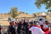 (ویدئو) ازدحام شدید شهروندان مقابل هلال احمر تربت‌جام