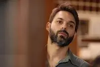 پیمان معادی راوی پدر استقلال می‌شود؛ ستارگان سینما در فیلم اسطوره فقید استقلال 