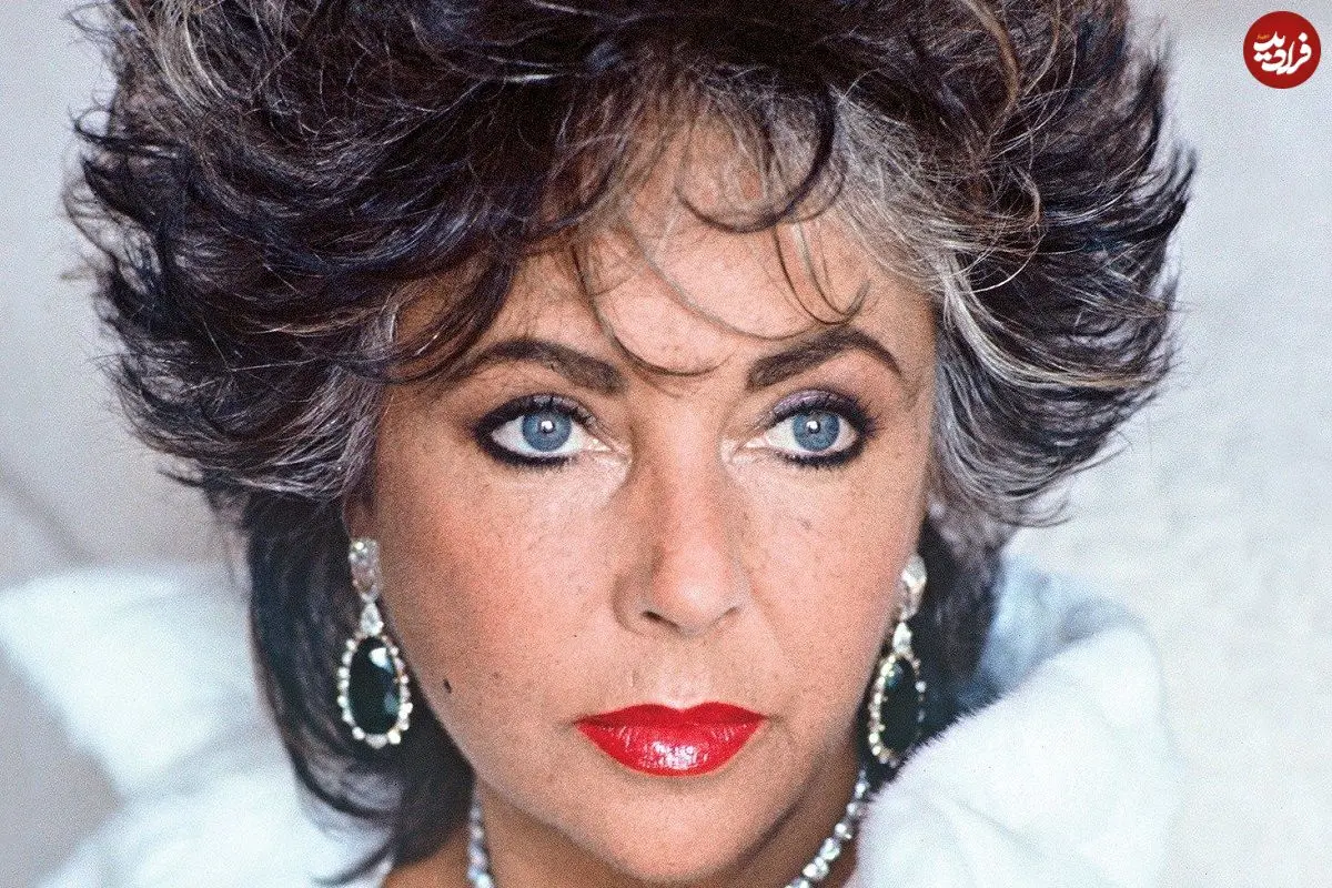 عکس| سفر در زمان؛ «الیزابت تیلور» در صحنه ای از فیلم «بوم! بوم! بوم!»؛ سال 1346