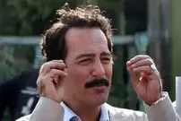 عکس| سفر زمان؛ چهرۀ متفاوت «عمو خلیل» (سریال نون خ) در پشت‌صحنۀ «چرخ و فلک»