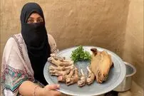(ویدئو) پخت متفاوت و تماشایی کله پاچه بز به سبک این زن روستایی پاکستانی