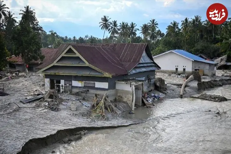 ببینید؛ ۲۸ کشته در سیل اندونزی