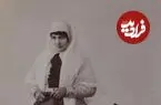 عکس| سفر زمان؛ زن جوان ایرانی در دوران قاجار در حال پوشیدن «چاقچور» در خانه