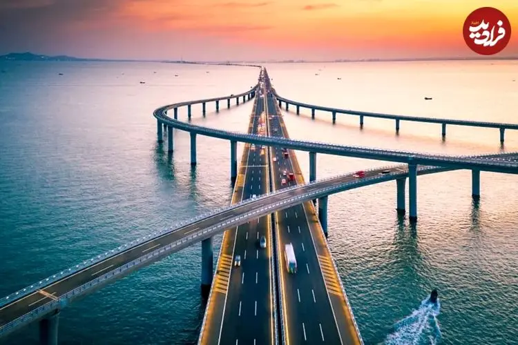 وقتی سنگ غرق می‌شود، چطور پل هزار تُنی وسط اقیانوس دوام می‌آورد؟